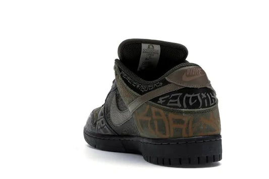 NIKE dunk low doernbecher Shoe